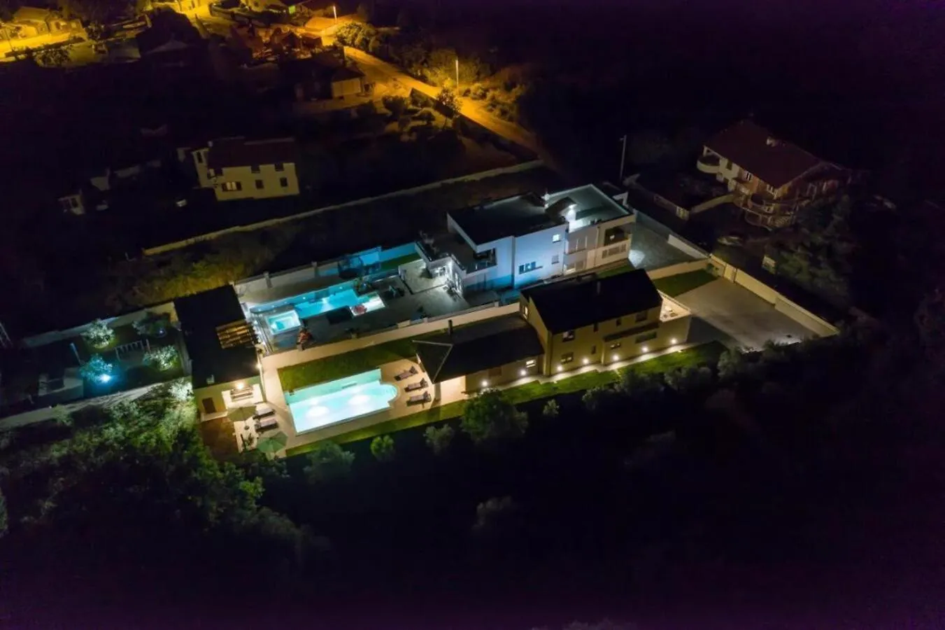 Villa Markulin Near Medulin For 8 People Only 2Km From The Beach Sisan