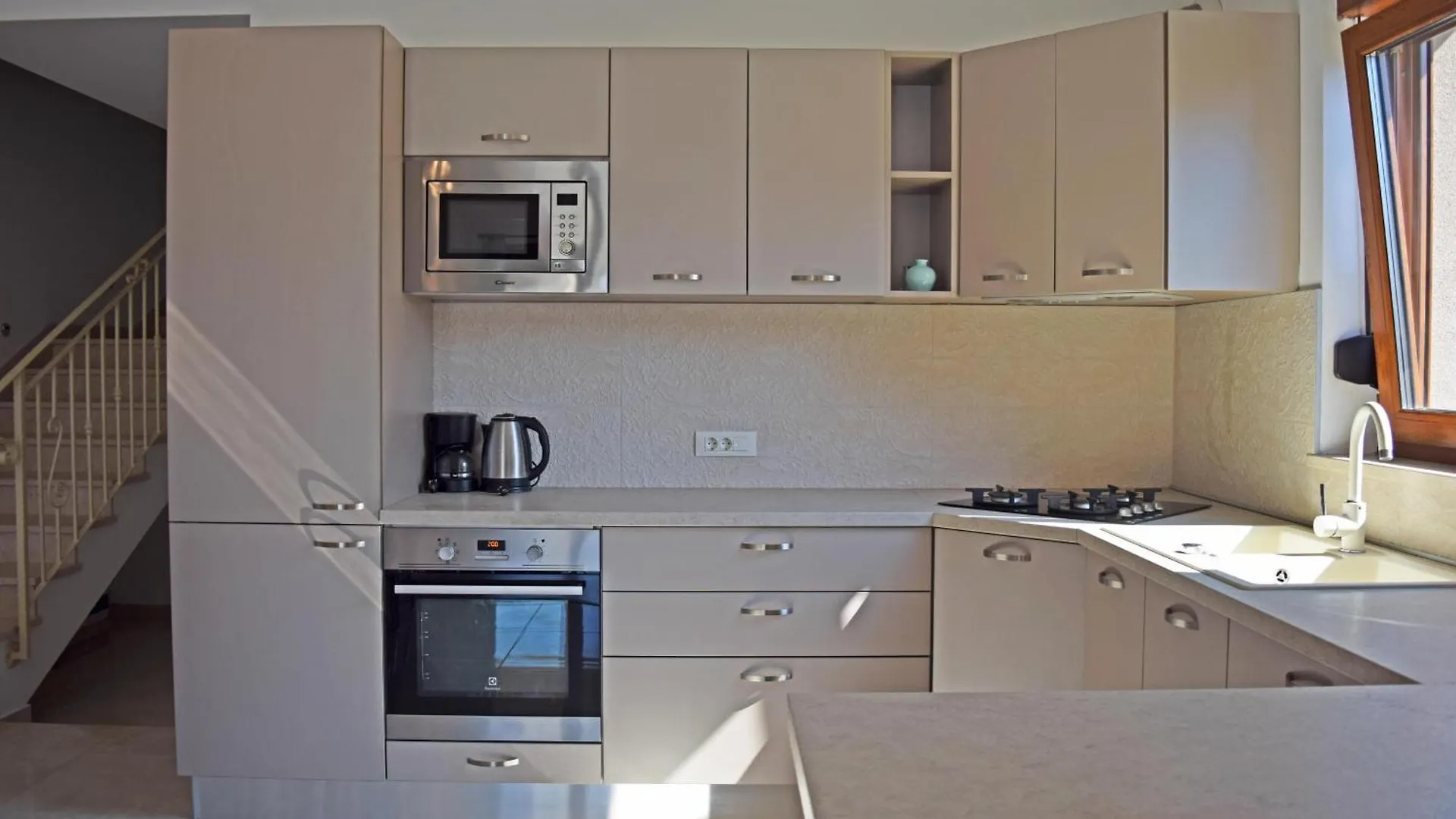 Villa Markulin Near Medulin For 8 People Only 2Km From The Beach Sisan